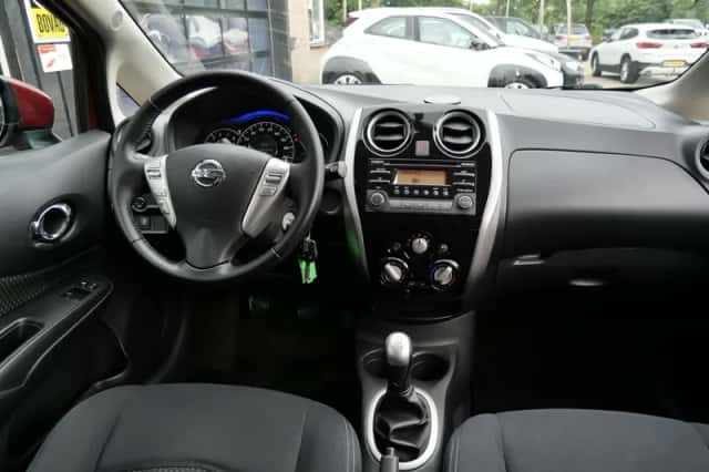 Nissan Note (2016) thumbnail 6