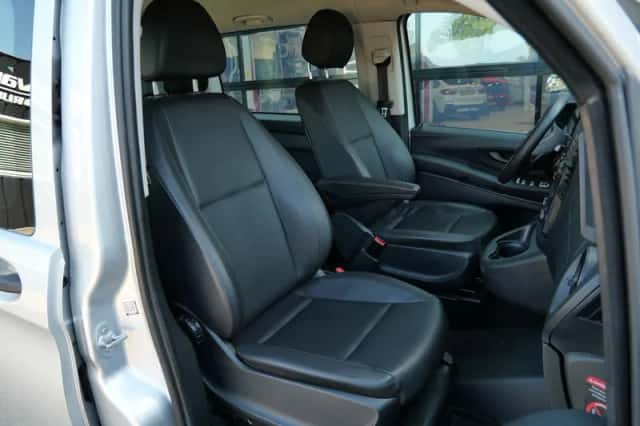 Mercedes-Benz Vito (2019) thumbnail 3