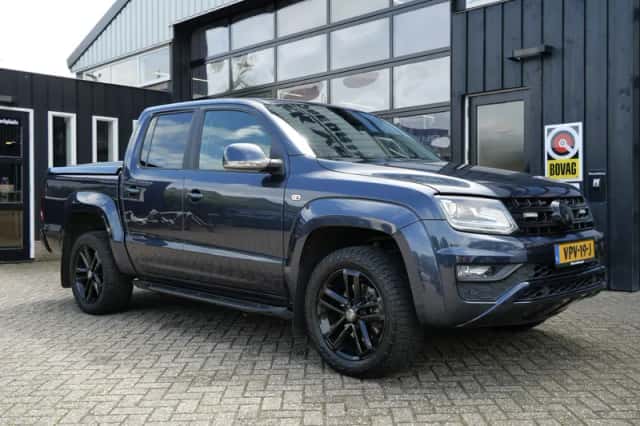 Volkswagen Amarok (2018) thumbnail 1