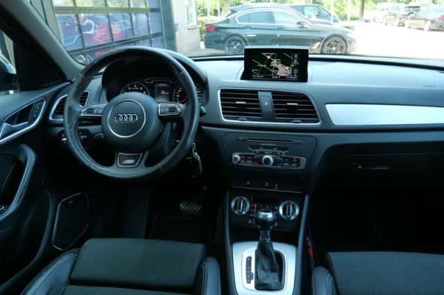 Audi Q3 (2014) thumbnail 5