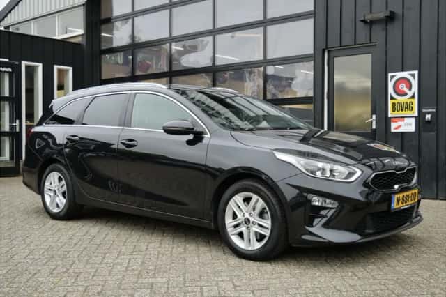 Kia Ceed Sportswagon (2021) thumbnail 1