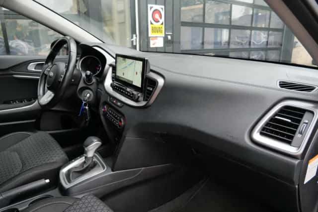 Kia Ceed Sportswagon (2021) thumbnail 6
