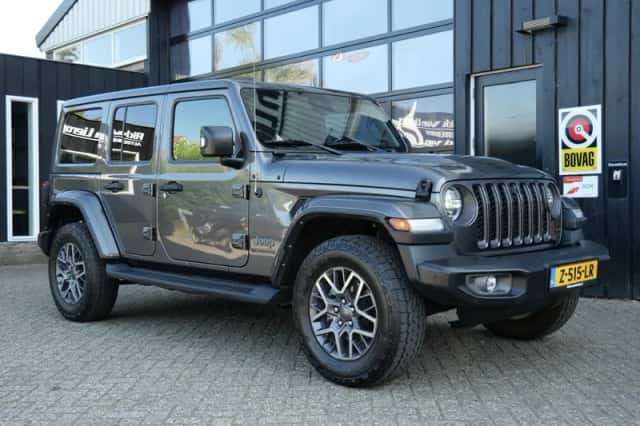 Jeep Wrangler (2021) thumbnail 1