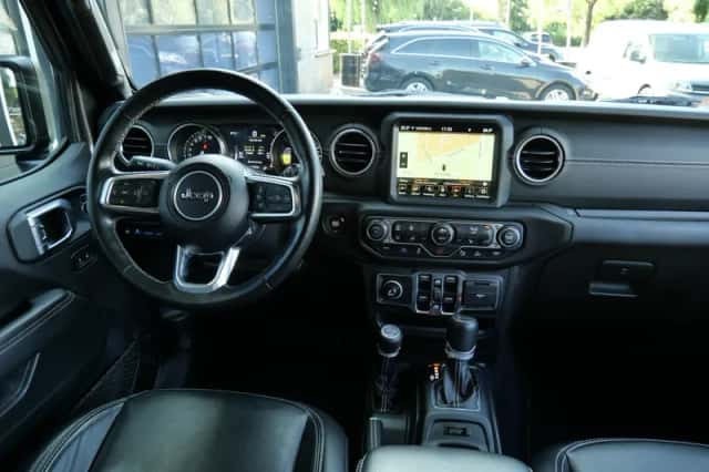 Jeep Wrangler (2021) thumbnail 6