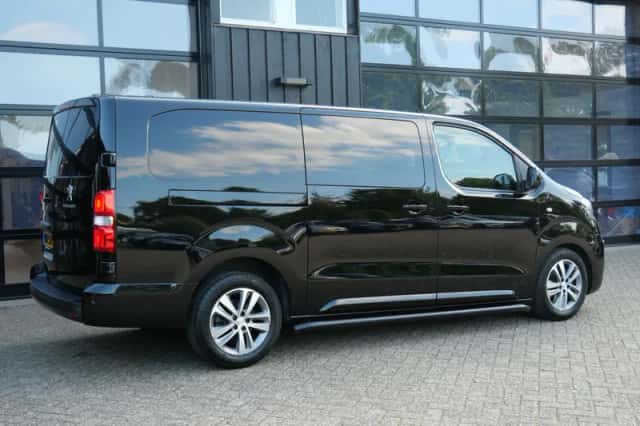Peugeot Expert (2022) thumbnail 3