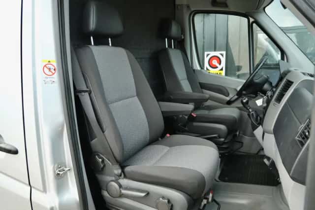 Volkswagen Crafter (2012) thumbnail 5