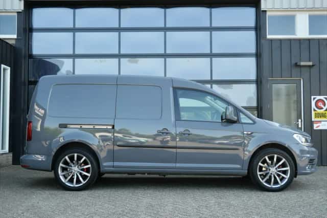 Volkswagen Caddy (2017) thumbnail 4