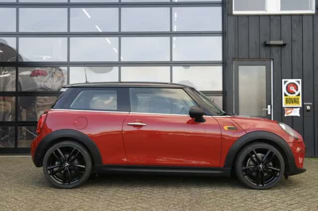 MINI 1.5 (2018) thumbnail 2