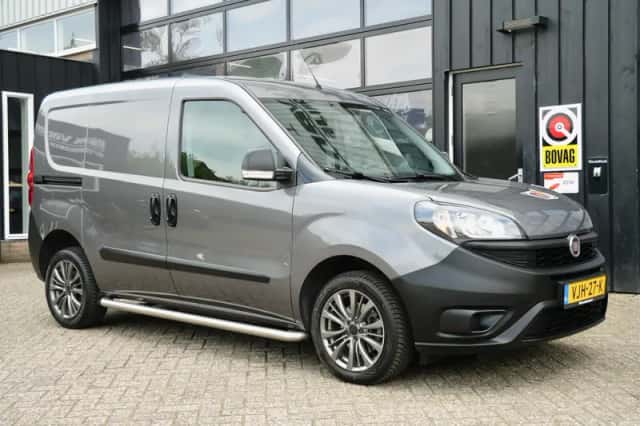 Fiat Doblò (2021) thumbnail 1