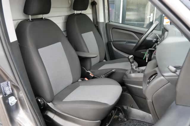 Fiat Doblò (2021) thumbnail 4