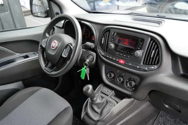 Fiat Doblò (2021) thumbnail 6
