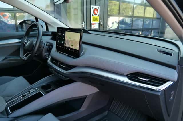 Škoda Enyaq (2023) thumbnail 5