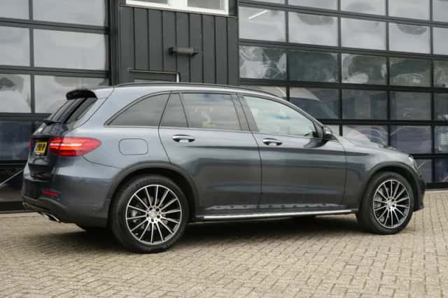 Mercedes-Benz GLC-Klasse (2016) thumbnail 3
