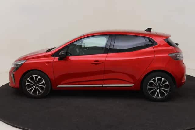 Renault Clio (2024) thumbnail 2