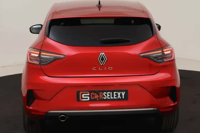 Renault Clio (2024) thumbnail 4