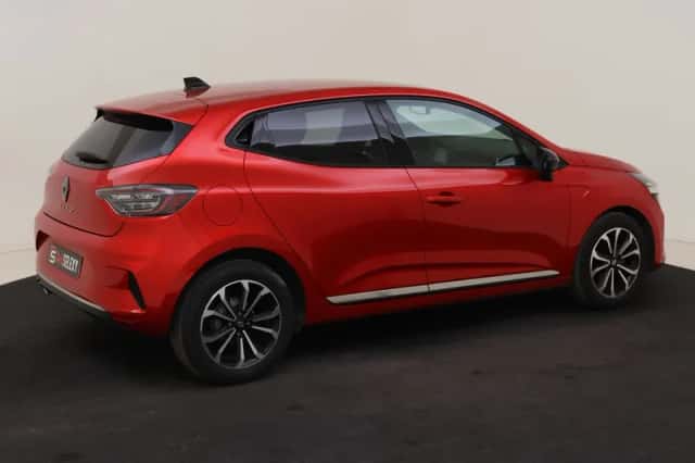 Renault Clio (2024) thumbnail 5