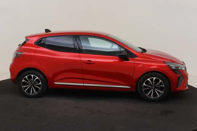 Renault Clio (2024) thumbnail 6