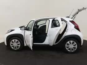 Toyota Aygo X (2024) thumbnail 10