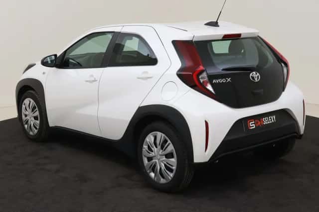 Toyota Aygo X (2024) thumbnail 3