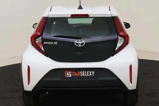 Toyota Aygo X (2024) thumbnail 4