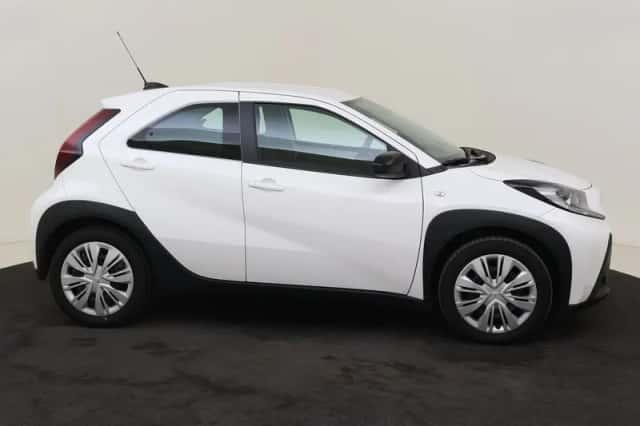 Toyota Aygo X (2024) thumbnail 6