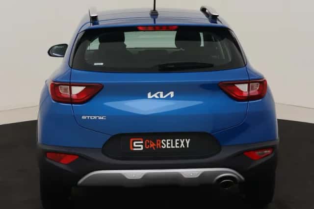 Kia Stonic (2023) thumbnail 4