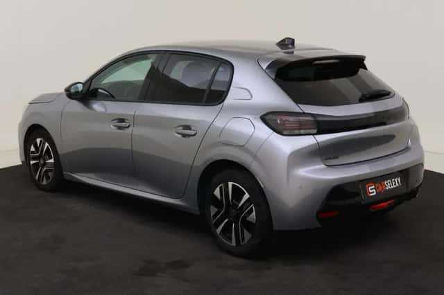 Peugeot 208 (2024) thumbnail 3