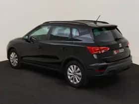 SEAT Arona (2023) thumbnail 3