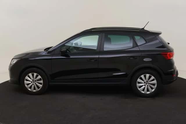 SEAT Arona (2023) thumbnail 2