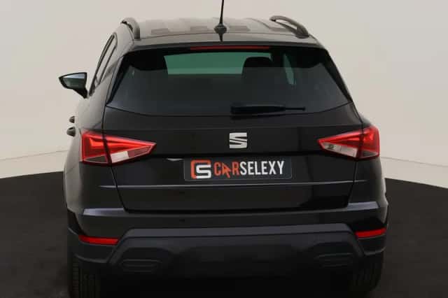 SEAT Arona (2023) thumbnail 4