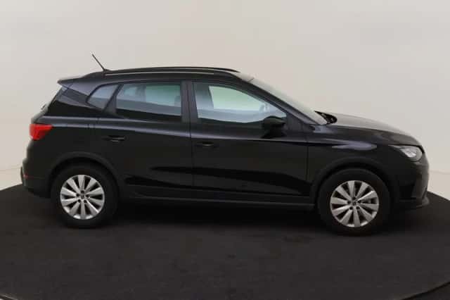 SEAT Arona (2023) thumbnail 6