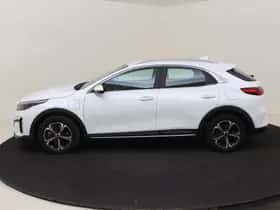 Kia XCeed (2024) thumbnail 2