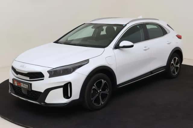 Kia XCeed (2024) thumbnail 1