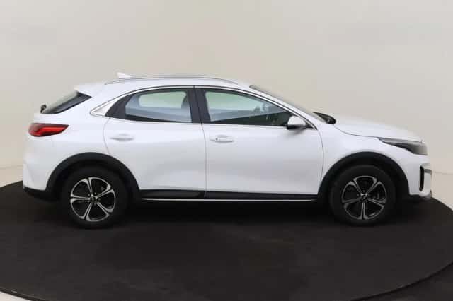 Kia XCeed (2024) thumbnail 6