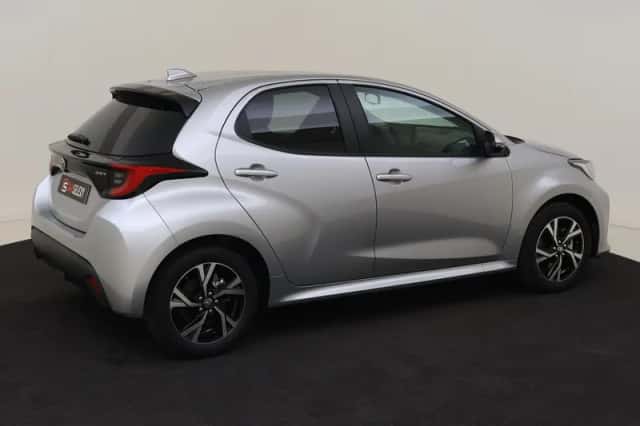 Toyota Yaris (2025) thumbnail 5