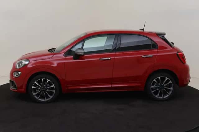Fiat 500X (2024) thumbnail 2