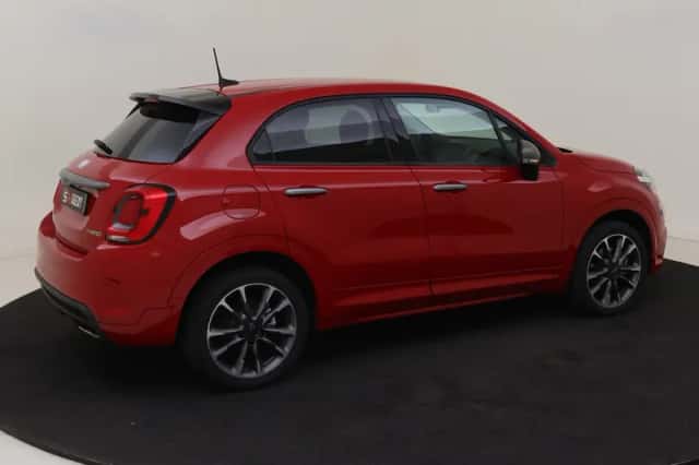 Fiat 500X (2024) thumbnail 5