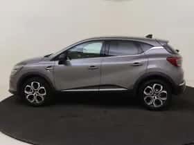 Renault Captur (2024) thumbnail 2