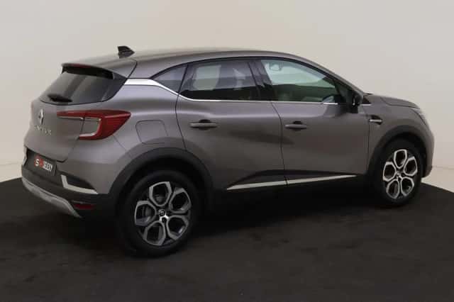 Renault Captur (2024) thumbnail 5