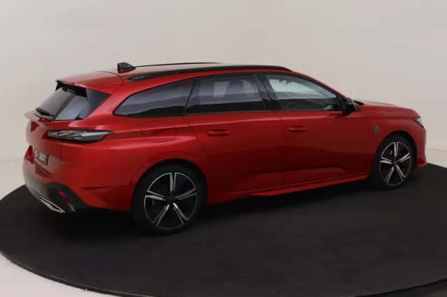 Peugeot 308 (2024) thumbnail 5