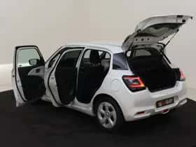 Suzuki Swift (2025) thumbnail 11
