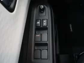 Suzuki Swift (2025) thumbnail 22