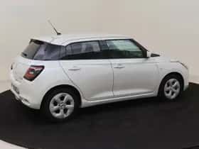 Suzuki Swift (2025) thumbnail 5