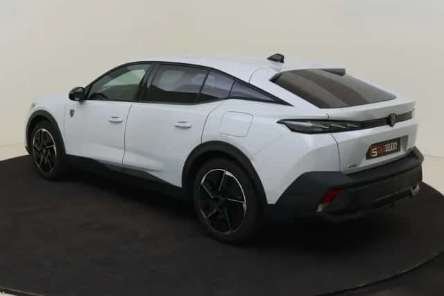 Peugeot 408 (2024) thumbnail 3