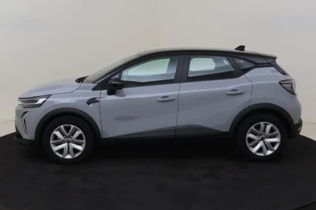 Renault Captur (2025) thumbnail 2