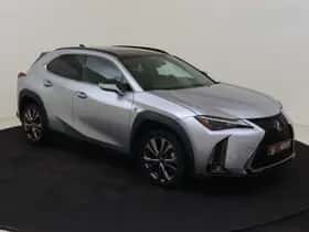 Lexus UX (2024) thumbnail 7