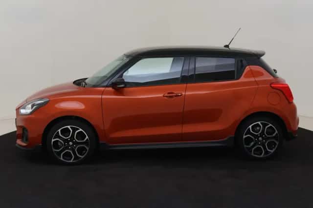 Suzuki Swift (2024) thumbnail 2