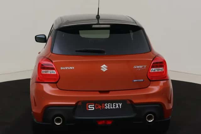 Suzuki Swift (2024) thumbnail 4