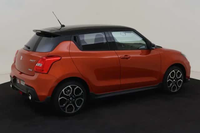Suzuki Swift (2024) thumbnail 5