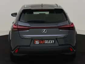 Lexus UX (2024) thumbnail 4